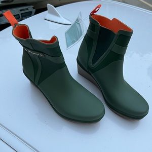 Tretorn brand new short rain or snow waterproof wedge boots size 38